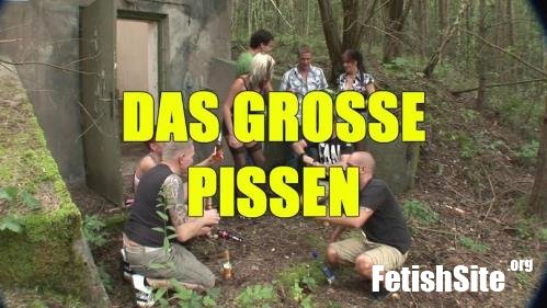 Das Grosse Pissen - Group Outdoor Piss [HD, 720p] [Mick Haig Productions]