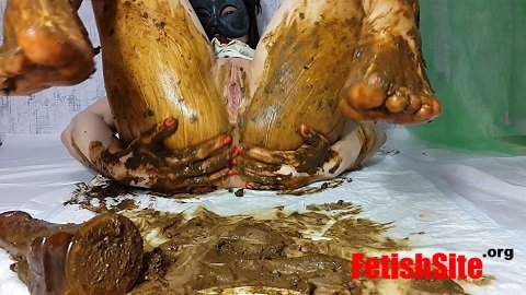 AnnaCoprofield - My feet receive a portion of shit. Part 2 [FullHD, 1080p] [ScatShop.com] 